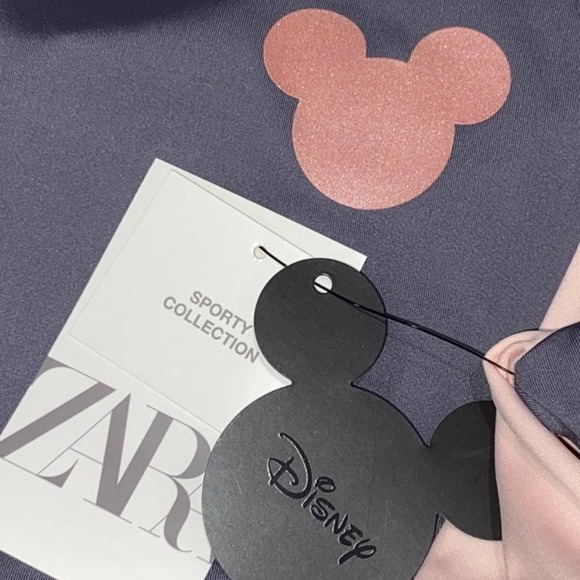 Zara 11/12 Mickey Mouse Disney Gym Shirt - Picture 4 of 4
